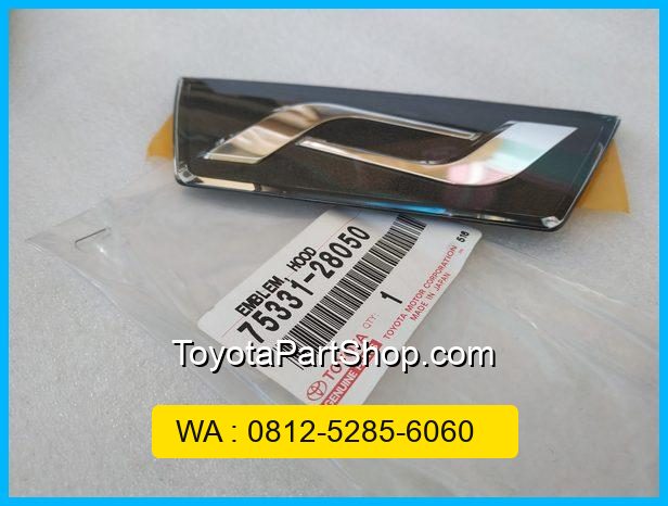 Emblem Hood 75331-28050 Toyota Noah